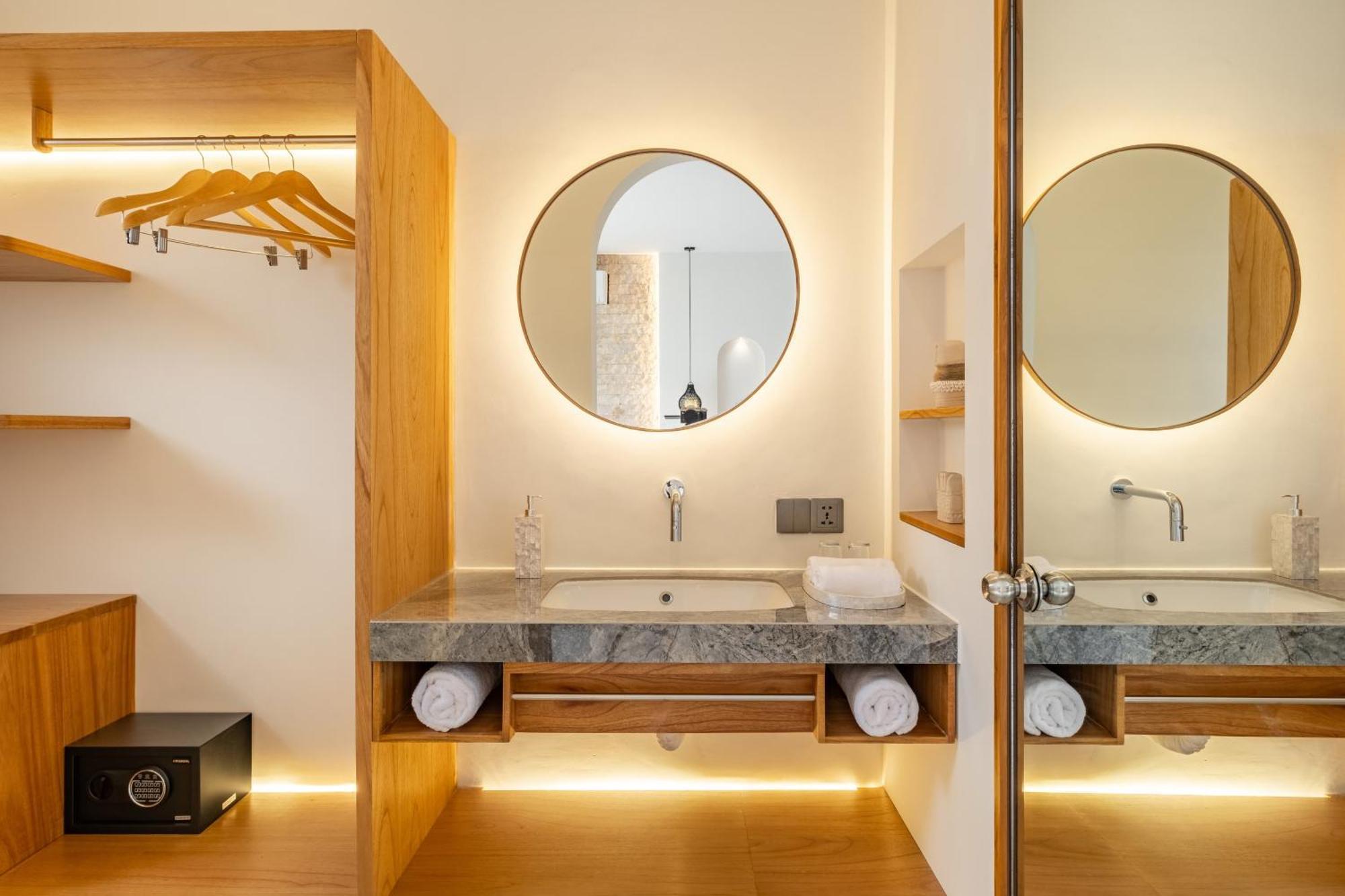 Mysa Boutique Hotel Семиньяк Экстерьер фото